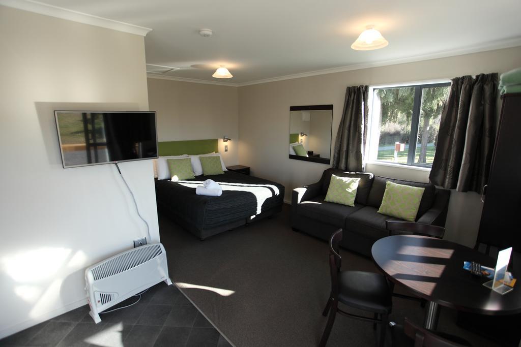 Timaru Top 10 Holiday Park Exterior photo
